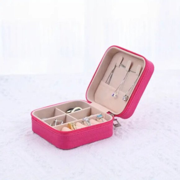 Small PU Leather Jewelry Box Portable Travel Jewelry  Ornaments Storage Case - Picture 4 of 5